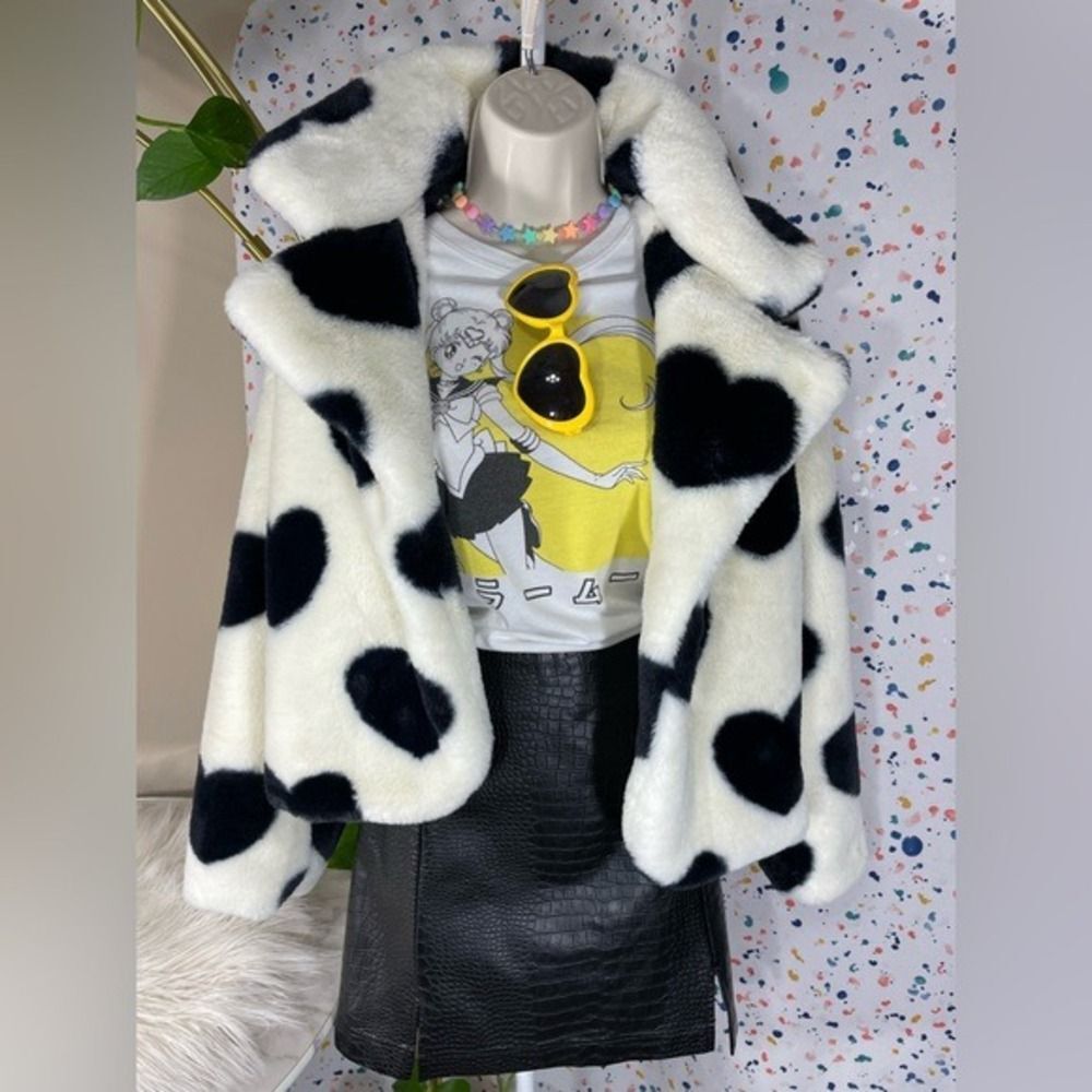 Faux Fur coat W/ M White Black Heart Print Stoosh A14314 LN - Picture 2 of 14
